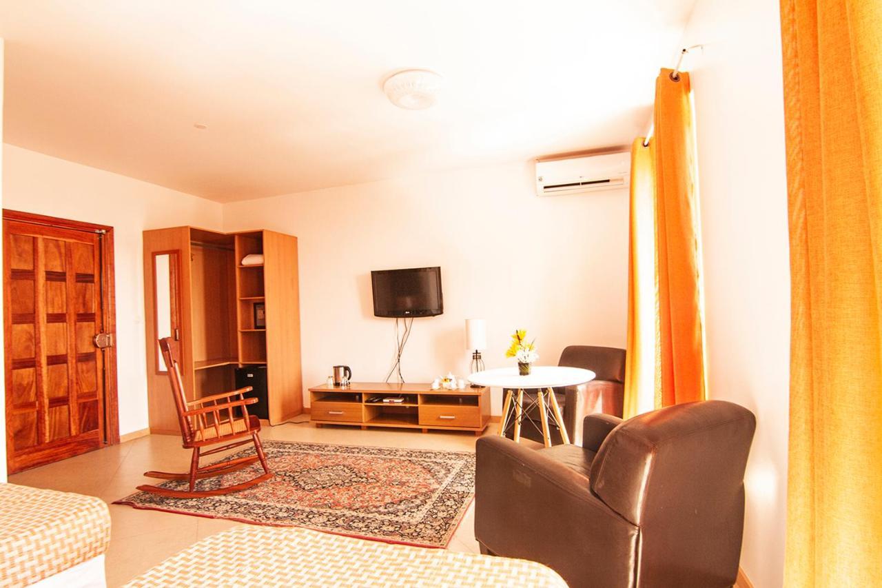Deluxe Aparthotel ปรายา ภายนอก รูปภาพ
