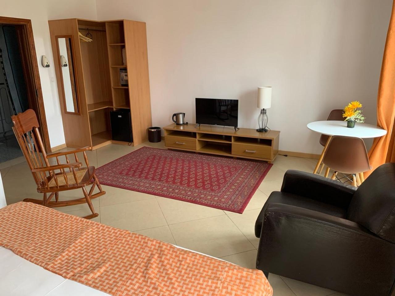 Deluxe Aparthotel ปรายา ภายนอก รูปภาพ